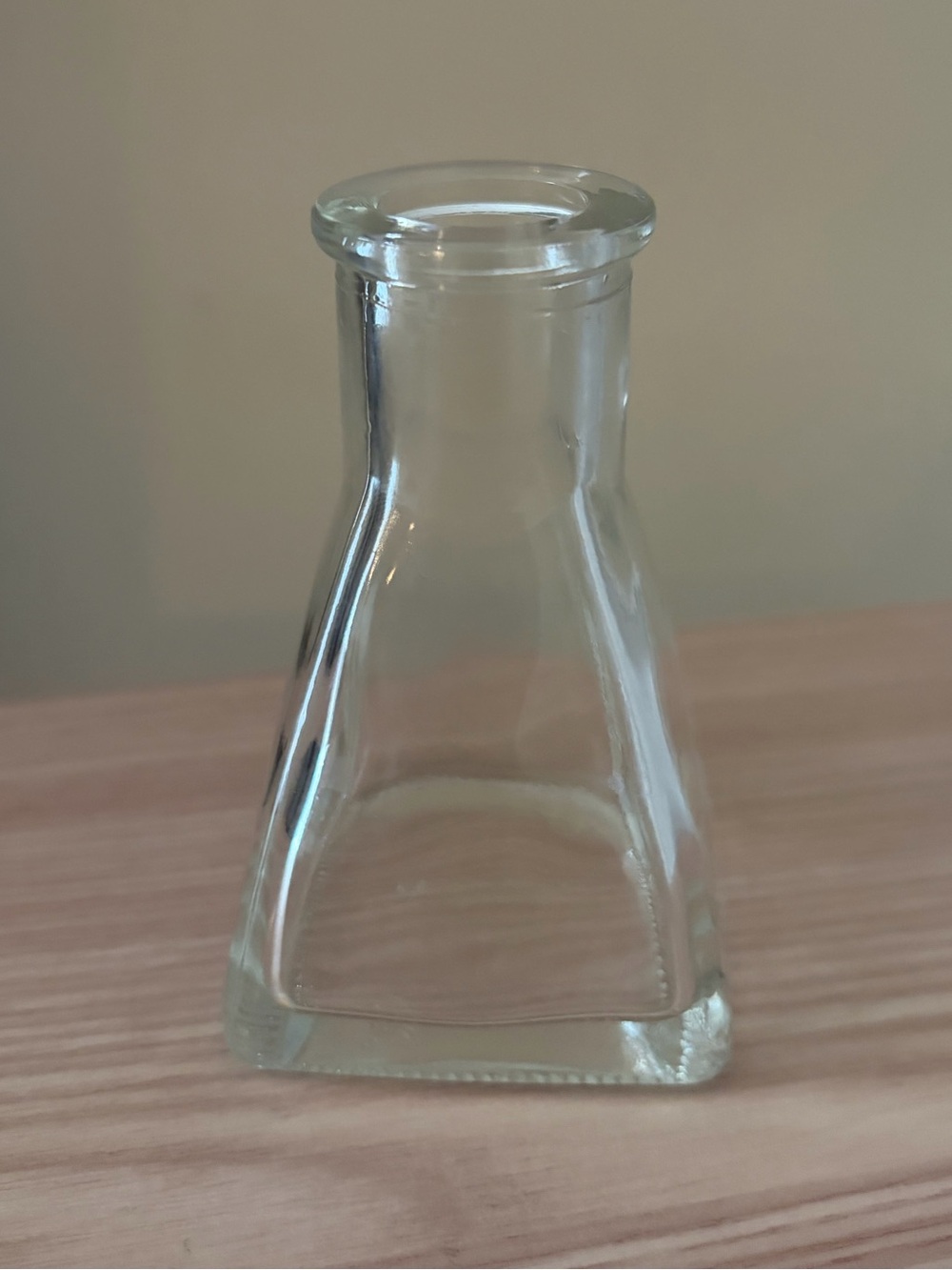 ⚡️ Mini Single Flower Vase